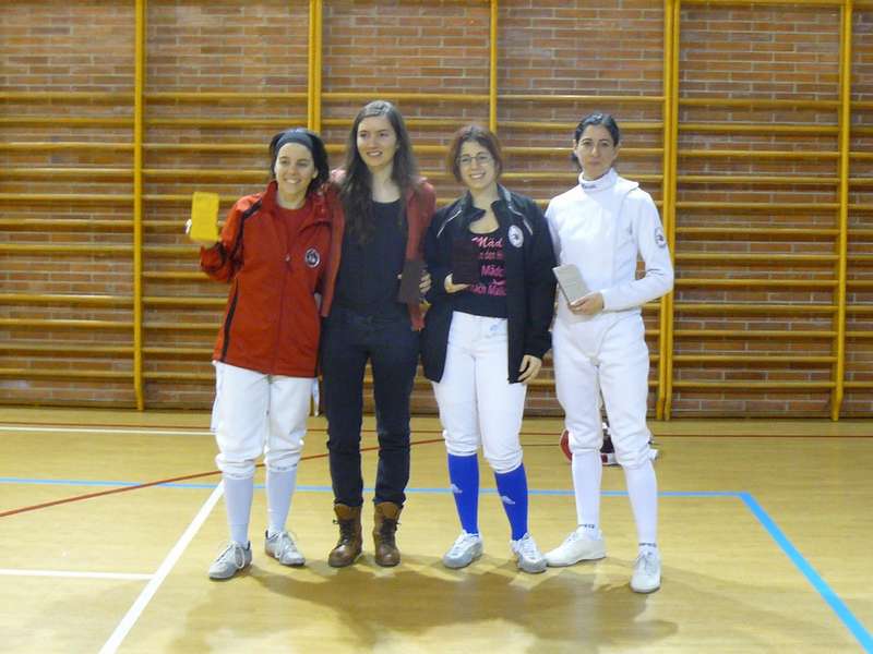 El Club Navarro de Esgrima y el Sancho VII se reparten las victorias en el III Torneo de Ránking Navarro de Espada